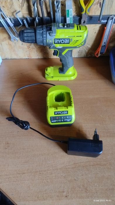 Młoto Wiertarko wkrętarka ryobi z funkcją uderzenia