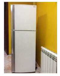 Двокамерний холодильник Sharp SJ-300 SSL, Італія