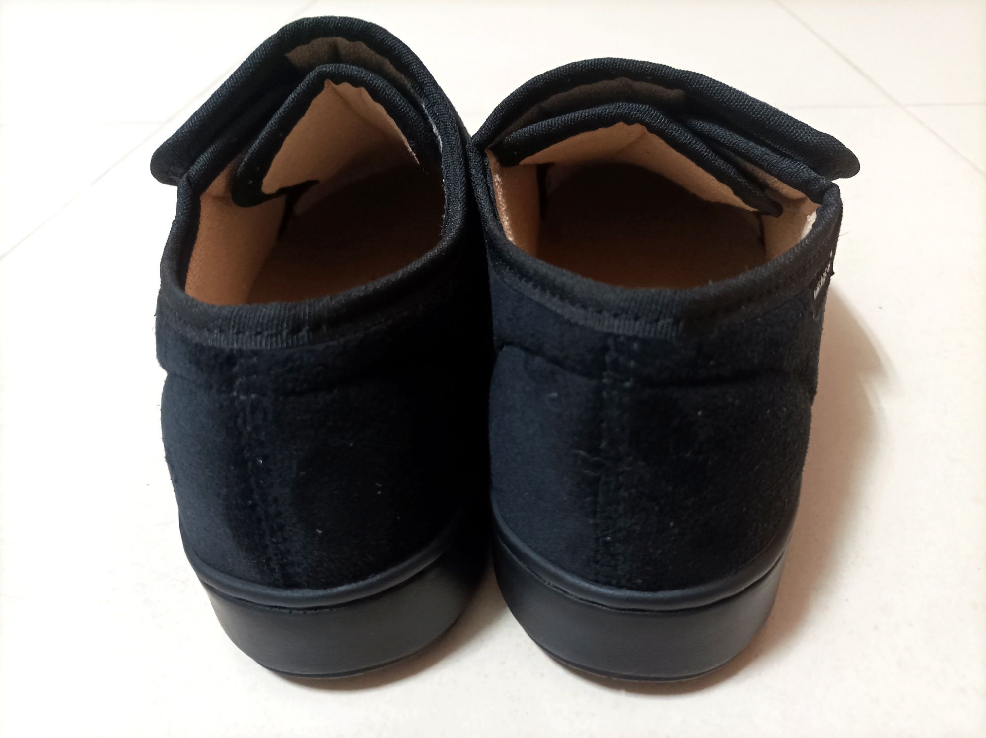 Sapatos Pantufa ortopédicos marca Nursing Care (Novos - T. 38)