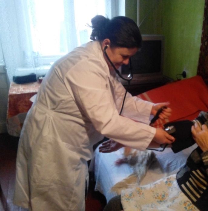 Доглядальниця зі стажем, шукаю роботу