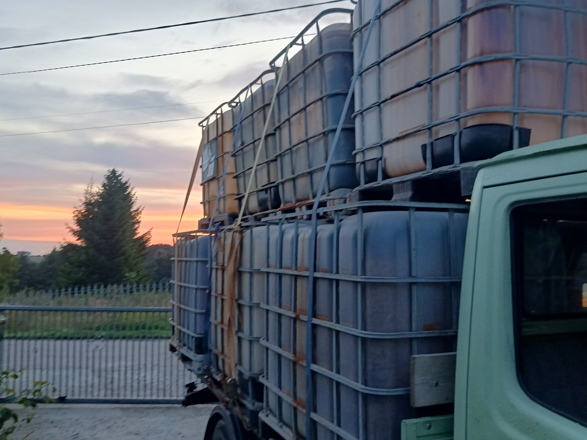 Mausery Zbiorniki Mauser 1000L Woda Deszczówka Podlewanie Transport