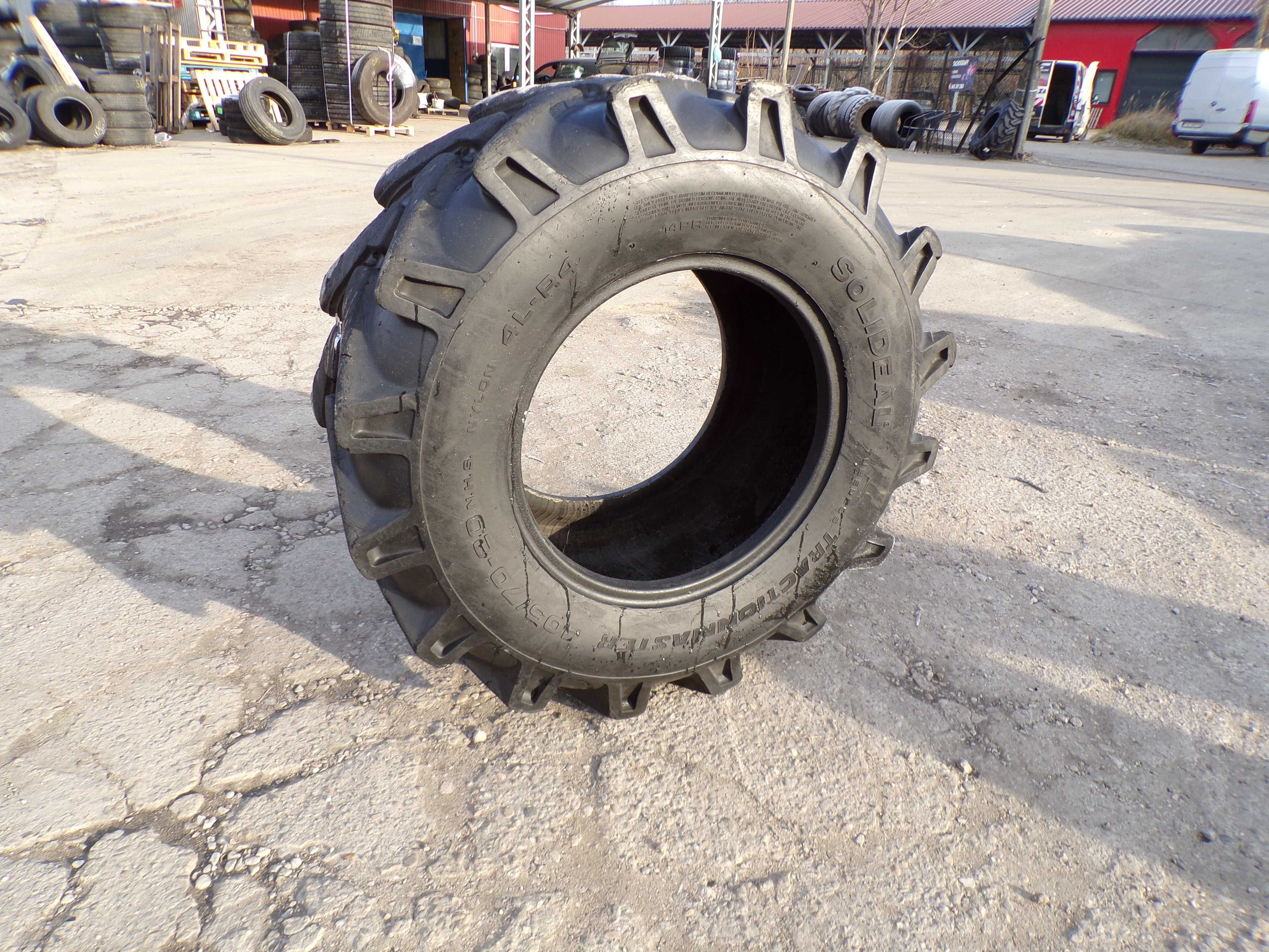 opona 405/70-20 SOLIDEAL Traction Master L-R4 (850 netto)