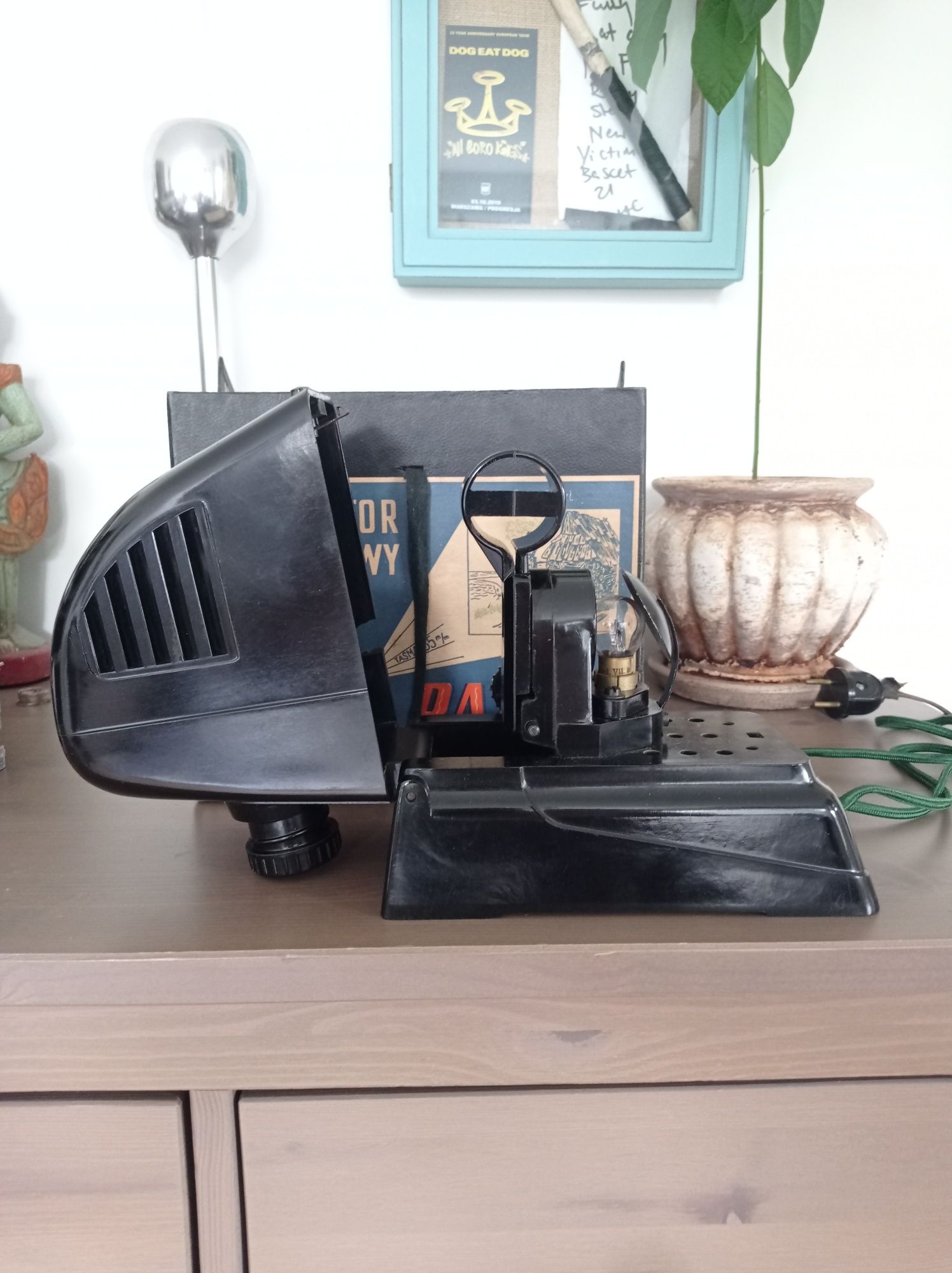 Stary Retro Rzutnik BAJKA Projektor do bajek B-2 z okresu PRL