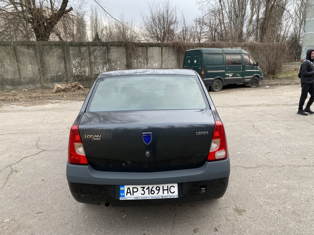 Прдам Dacia Logan