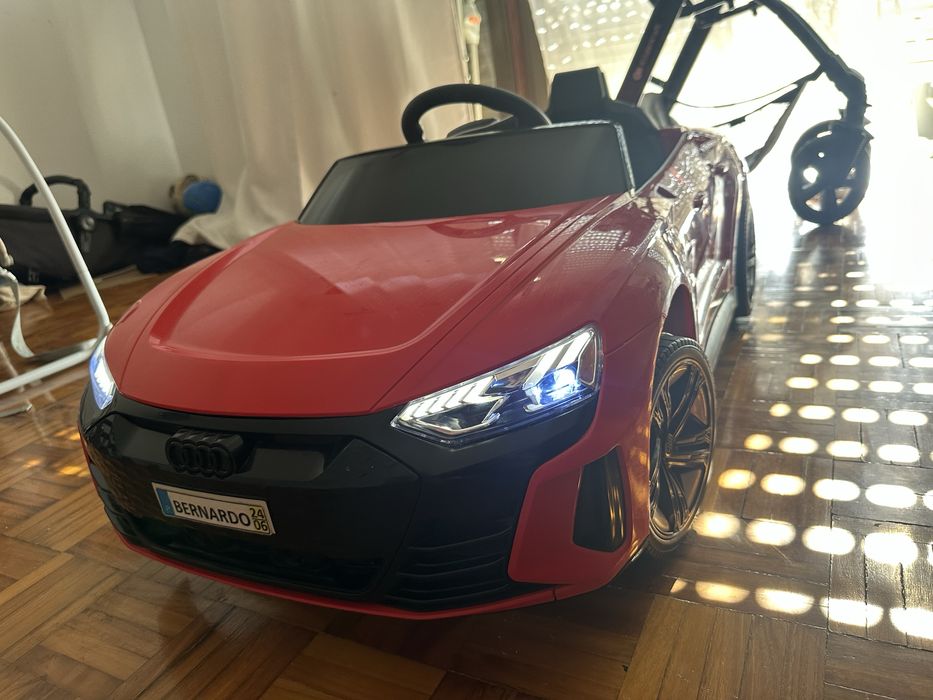 Carro Elétrico Infantil Audi TT