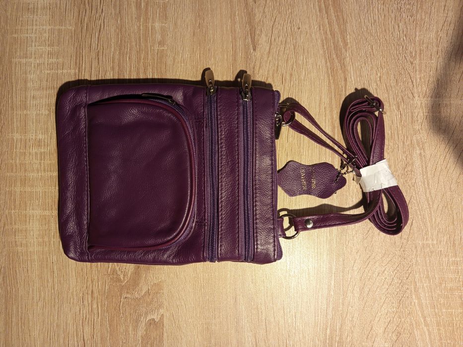 Torebka damska skórzana w kolorze fioletowym