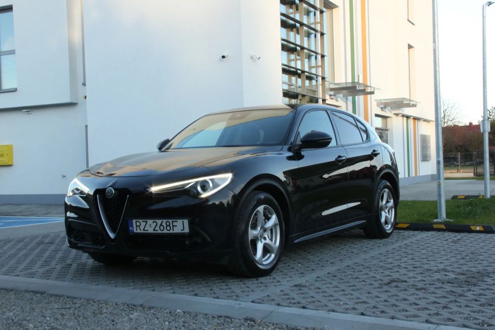 Alfa Romeo Stelvio Świetny stan | Bezwypadkowy | Bogate Wyposażenie | PRYWATNIE
