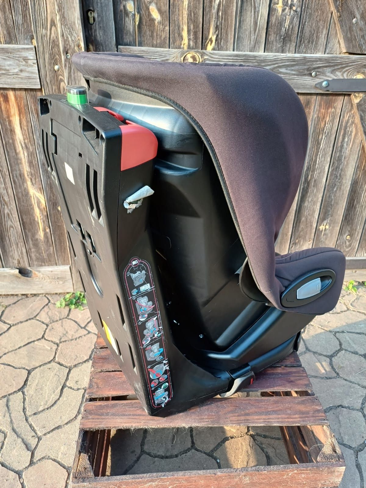 Fotelik samochodowy MAXI-COSI "AXISS" 9-18 kg
