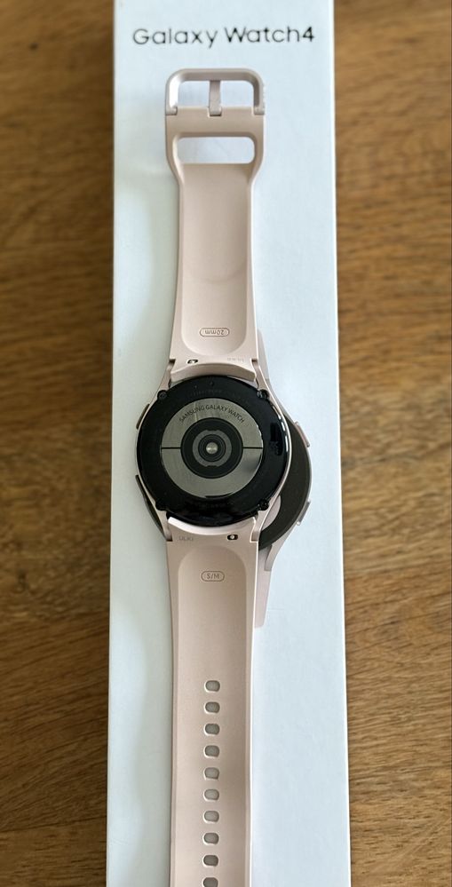 Samsung Galaxy Z Flip4 + Galaxy Watch4