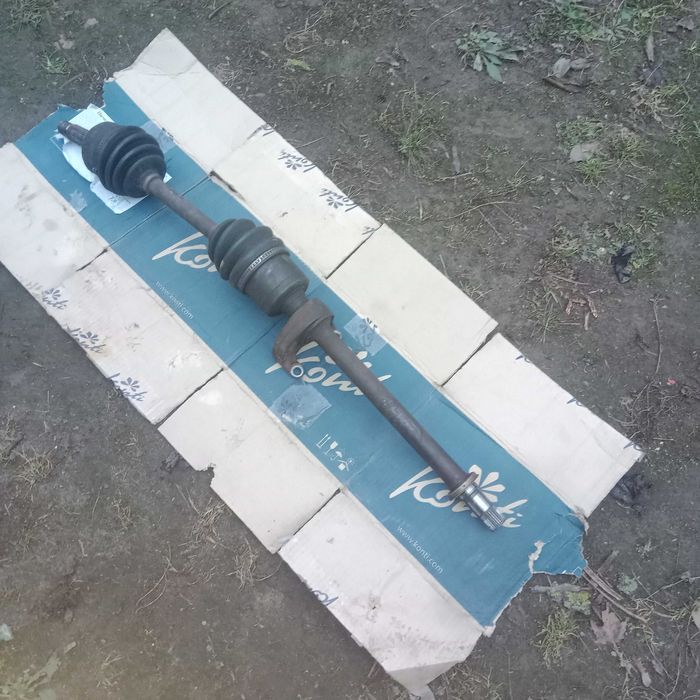 Піввісь Хонда црв 2.2 2008р