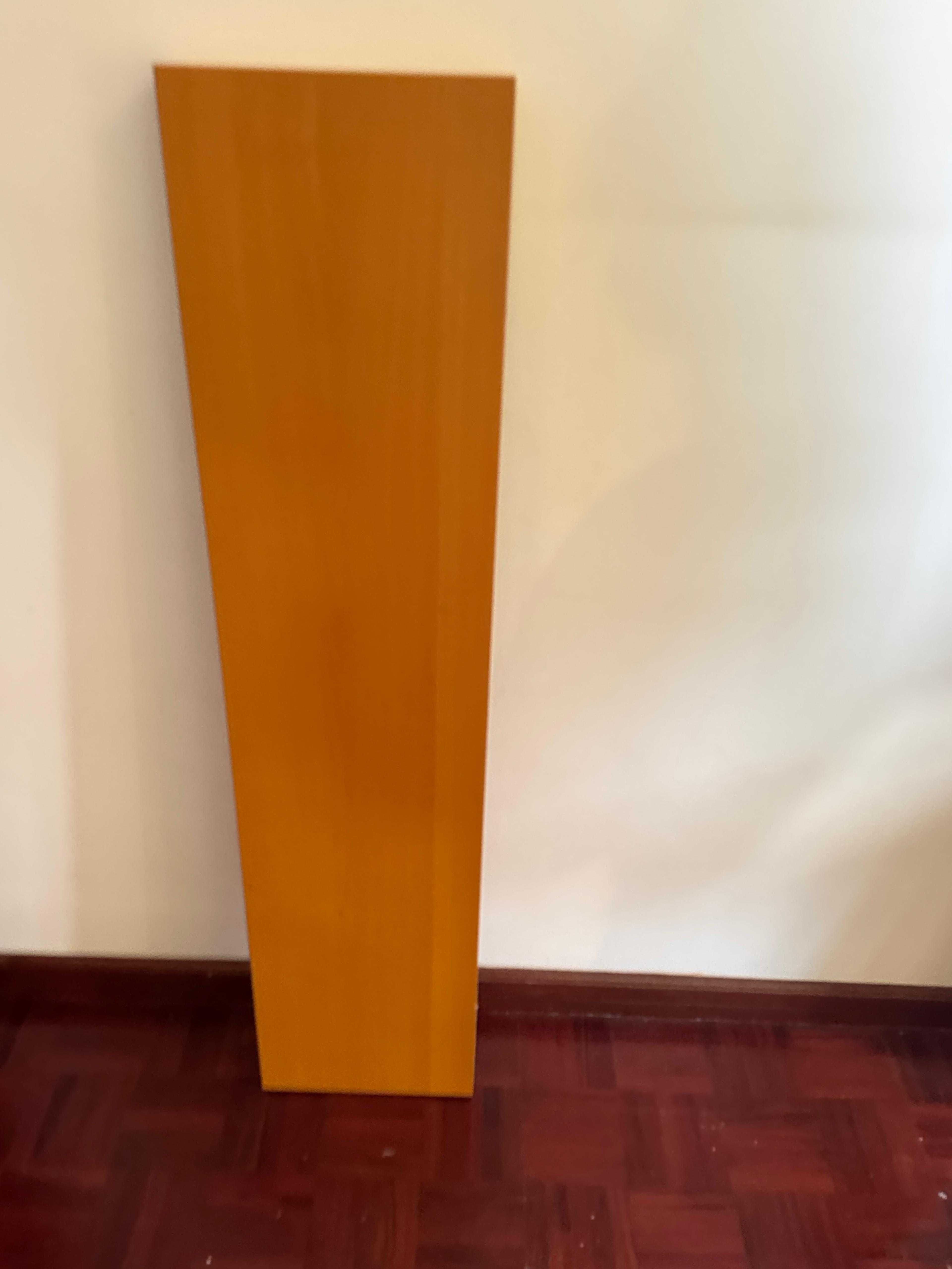 Prateleira castanha ikea