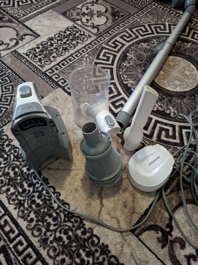 Пилосос дротовий вертикальний Silver Crest 600A2