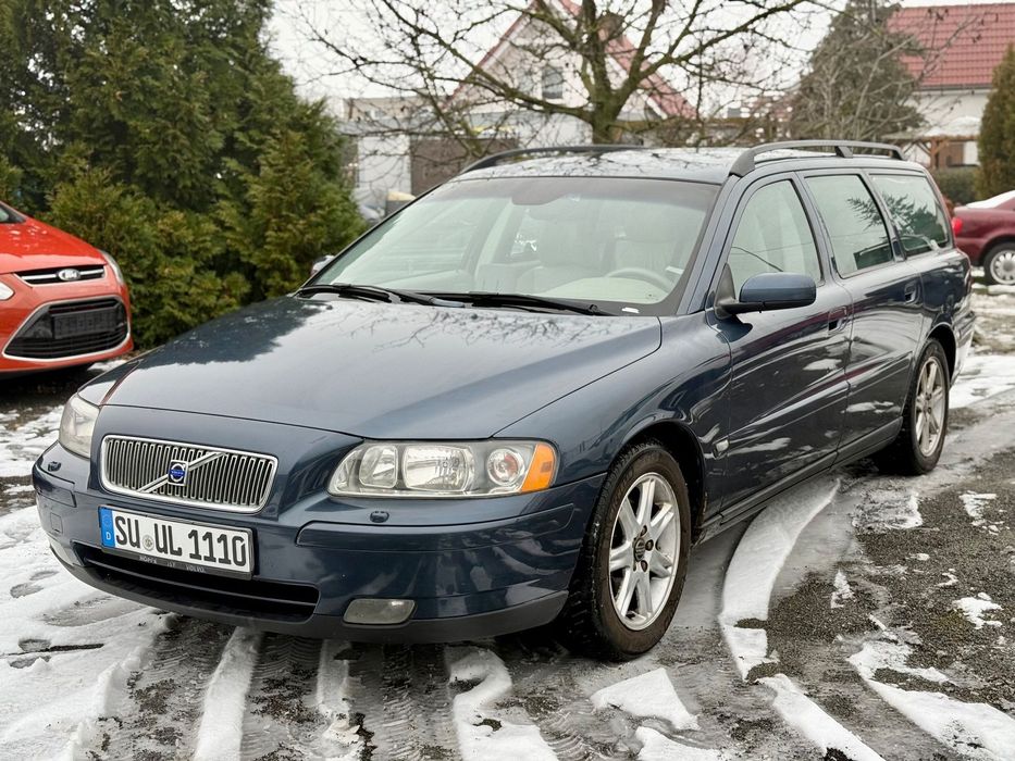 Volvo V70 2.4 diesel, manual