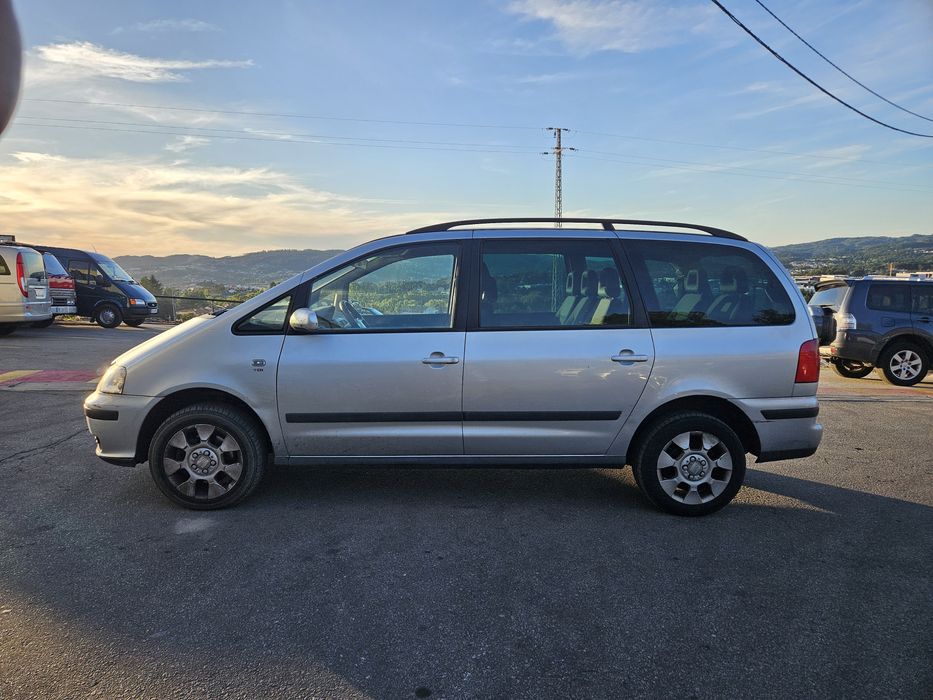 Seat Alhambra 2.0 TDi de 2007 para peças 
Não vendo completo, apenas