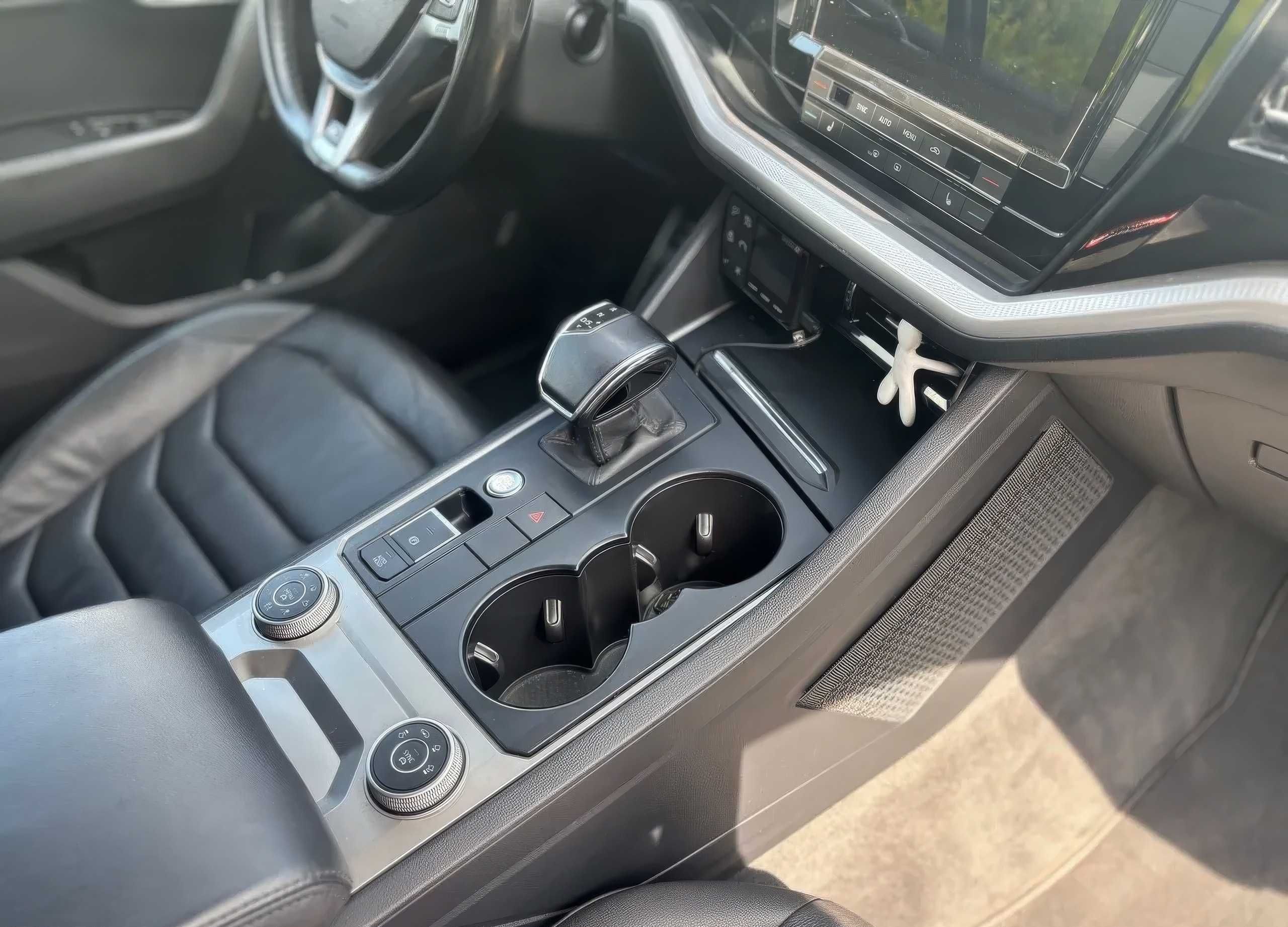 2018 Volkswagen Touareg 3.0 V6 TDI 4Motion R-Line