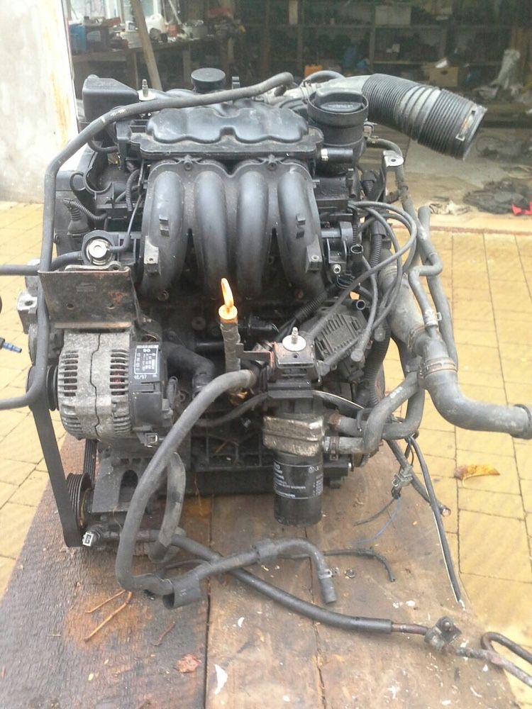 Двигатель телевизор радиатор на Audi A3 1.6 бензин 1998г.