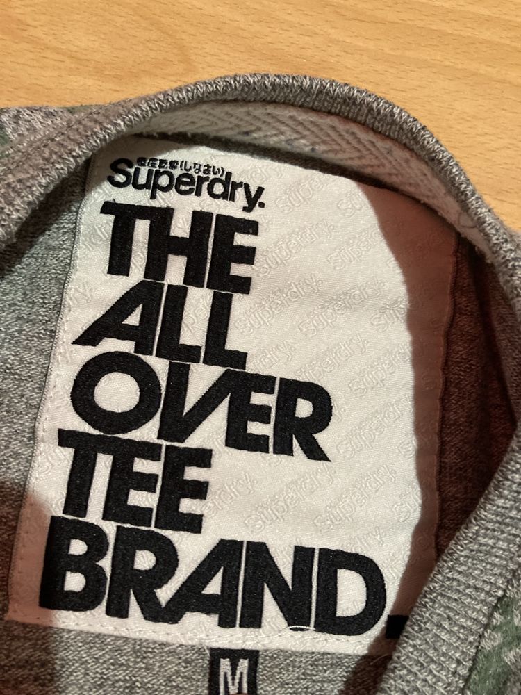 T-shirt Superdry duas unidades