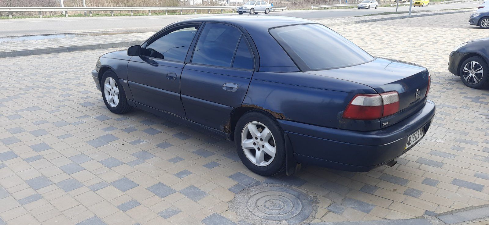 Opel Omega 2002р.