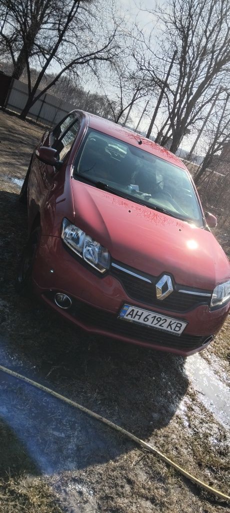 Reno Logan 2017 продам авто в хорошем состоянии