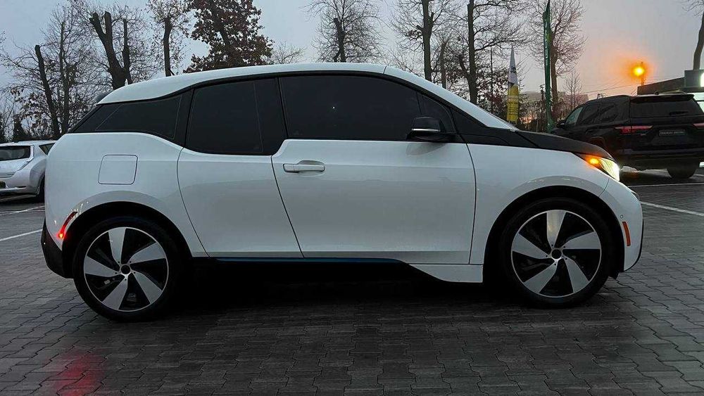BMW I3 2017 (Розстрочка / Лізинг)