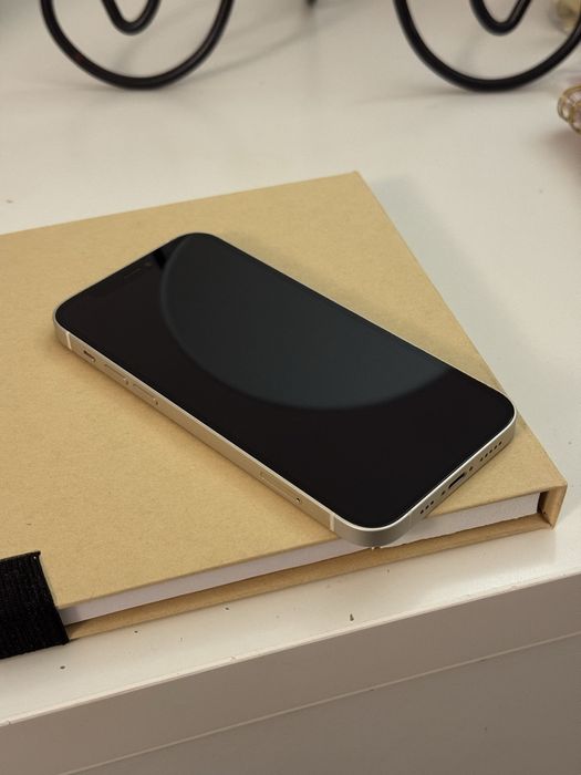 iPhone 12 128GB biały