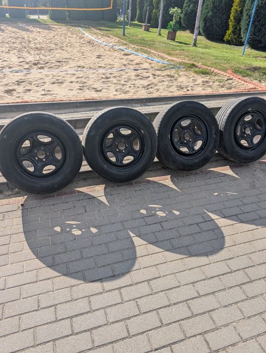 Koła 5x114,3 opona Goodyear 255/60/18 bieżnik 5mm