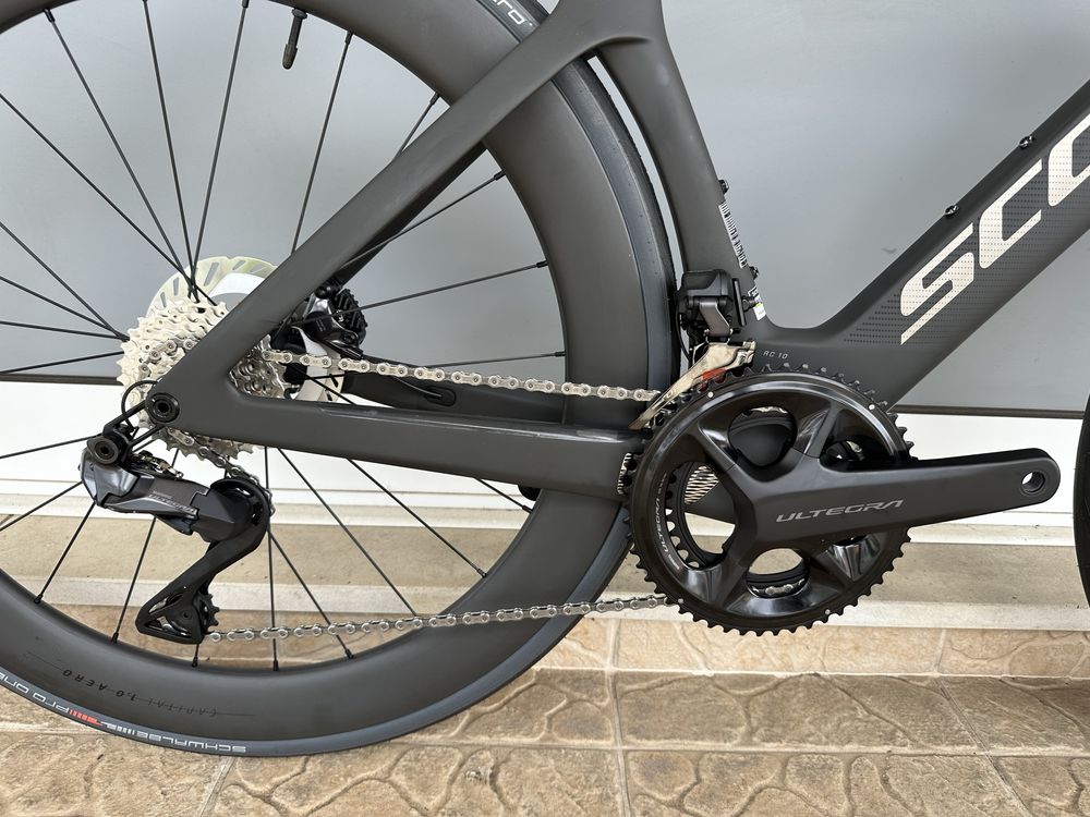 Bicicleta Scott Foil RC10 - Coleção 2025