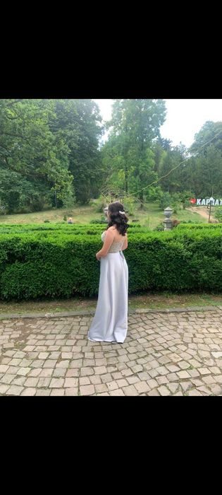 Вечірнє,  випускне плаття