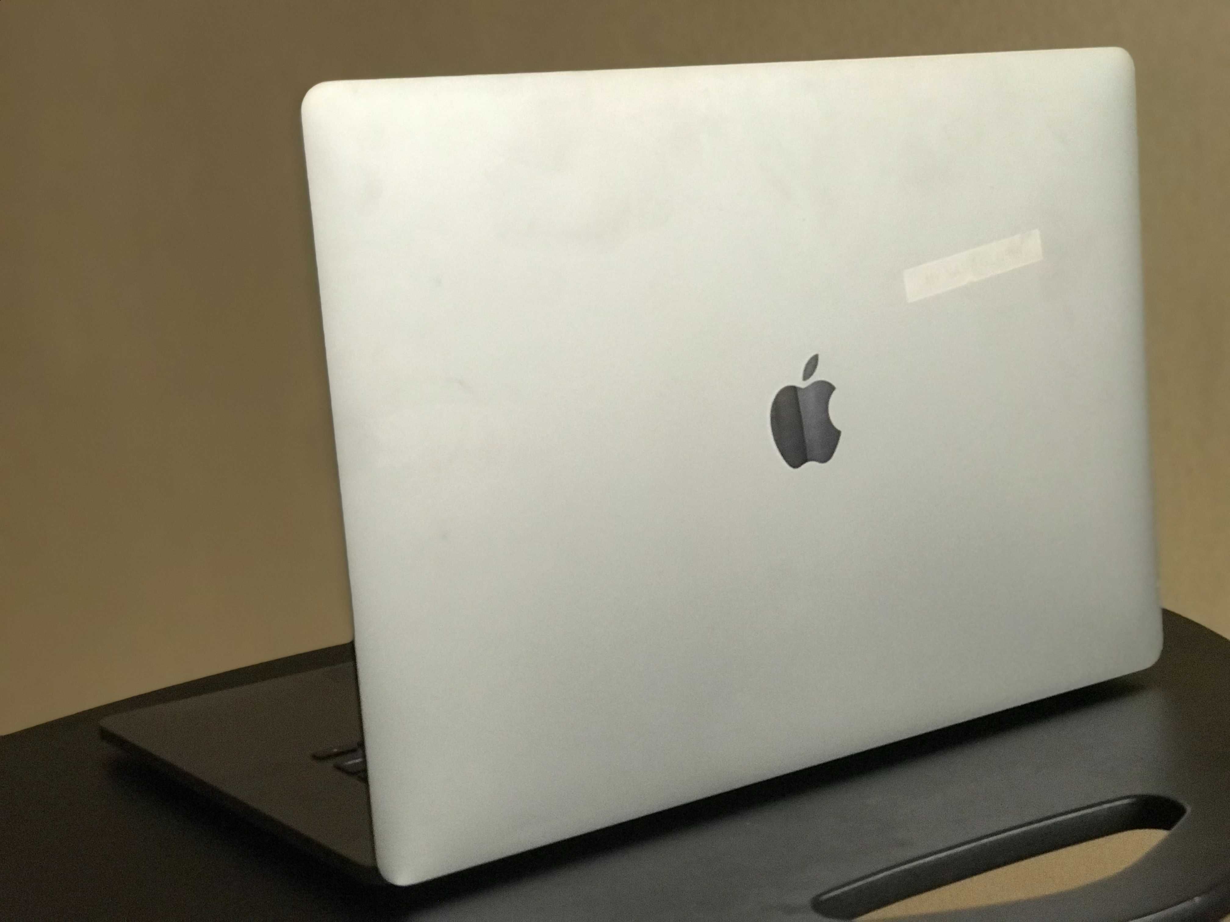 MacBook Pro 16' 2019 A2141 /i7 6-Core/32Gb RAM/512GB SSD/AMD 5300M 4Gb