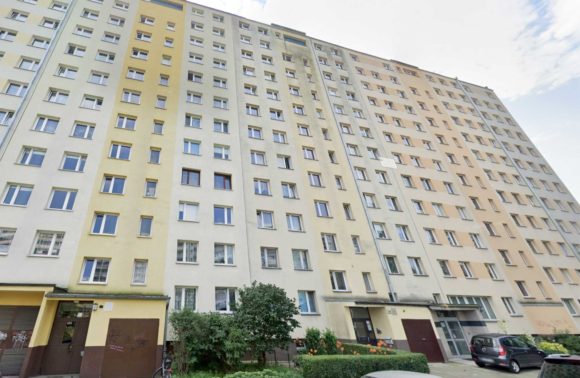 Mieszkanie 64 m², 3 pokoje, ul. Krynicka 64 – blok z windą