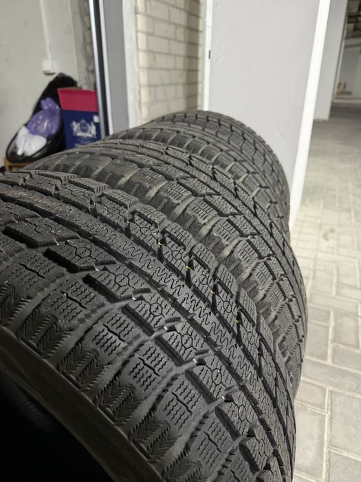 Шини різноширокі 285/45/19,255/50/19