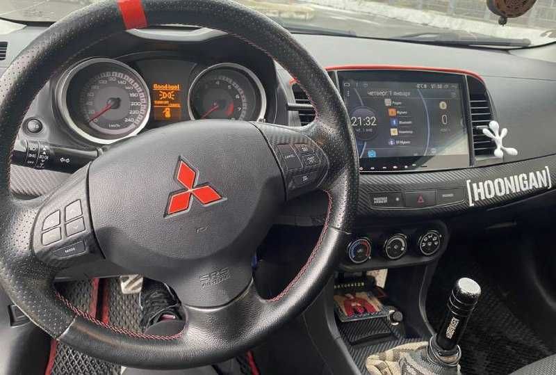 Продам Mitsubishi Lancer X