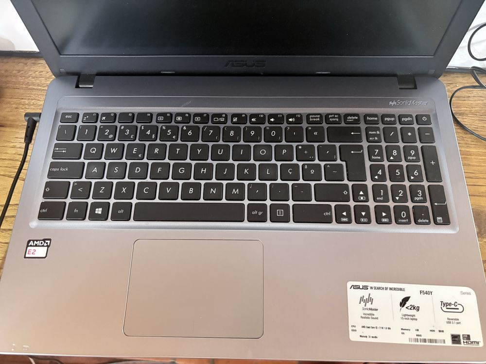 Pc portatail bom estado