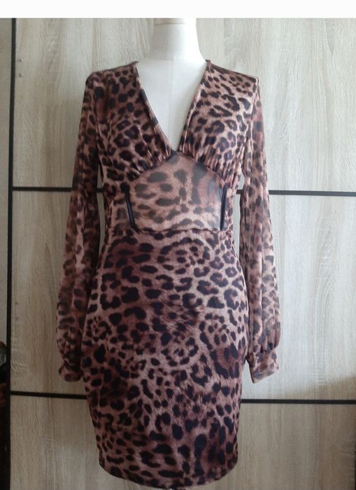 Платье бренд Moxito