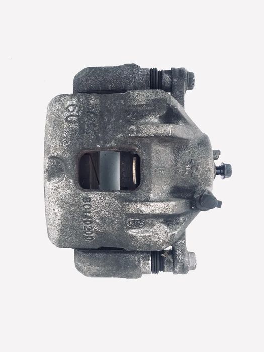 Супорт передній лівий Kia Carens IV RP D30