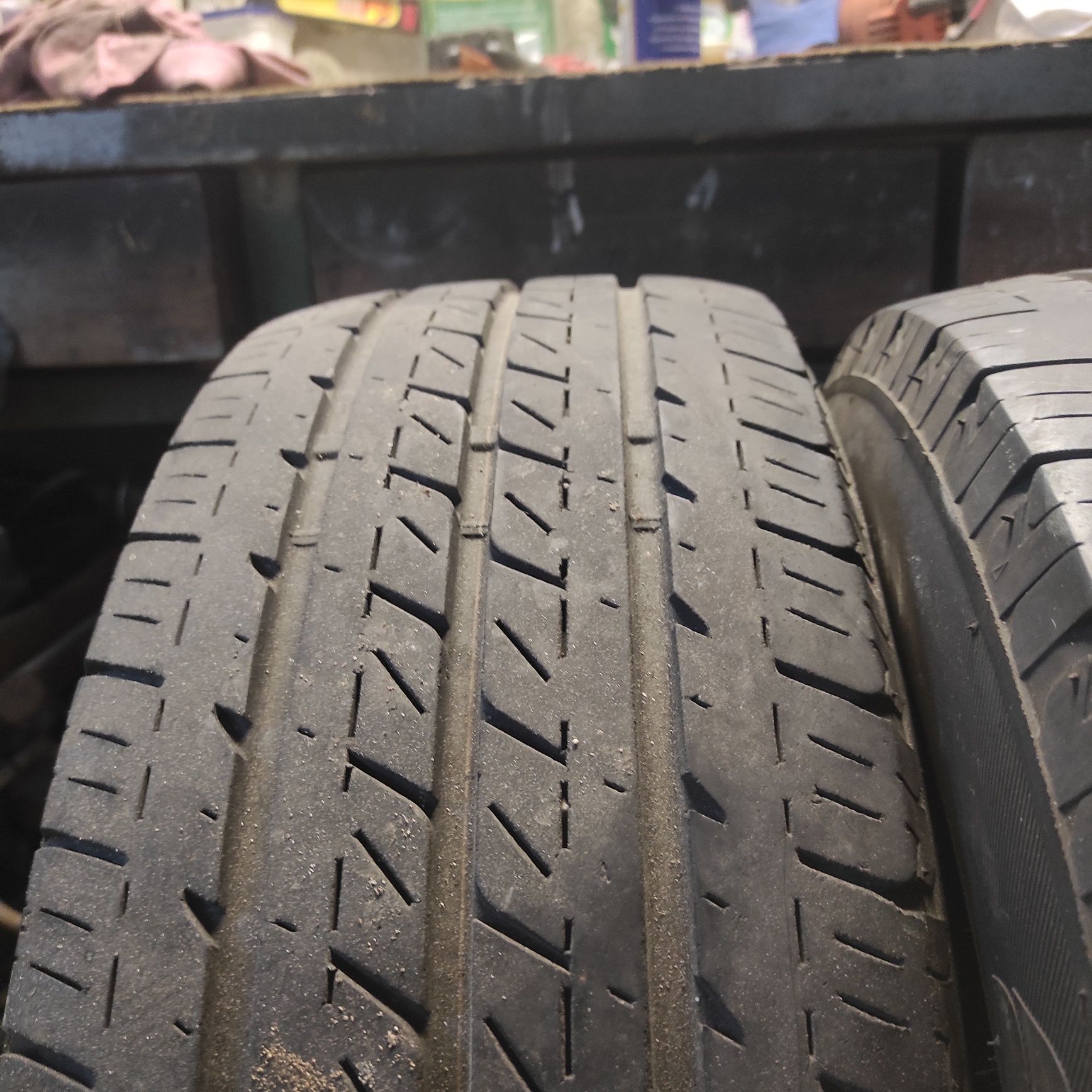 Opony 235/65R16C