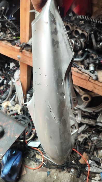 zadupek fzs 600 fazer Yamaha 1998,1999,2000,2001