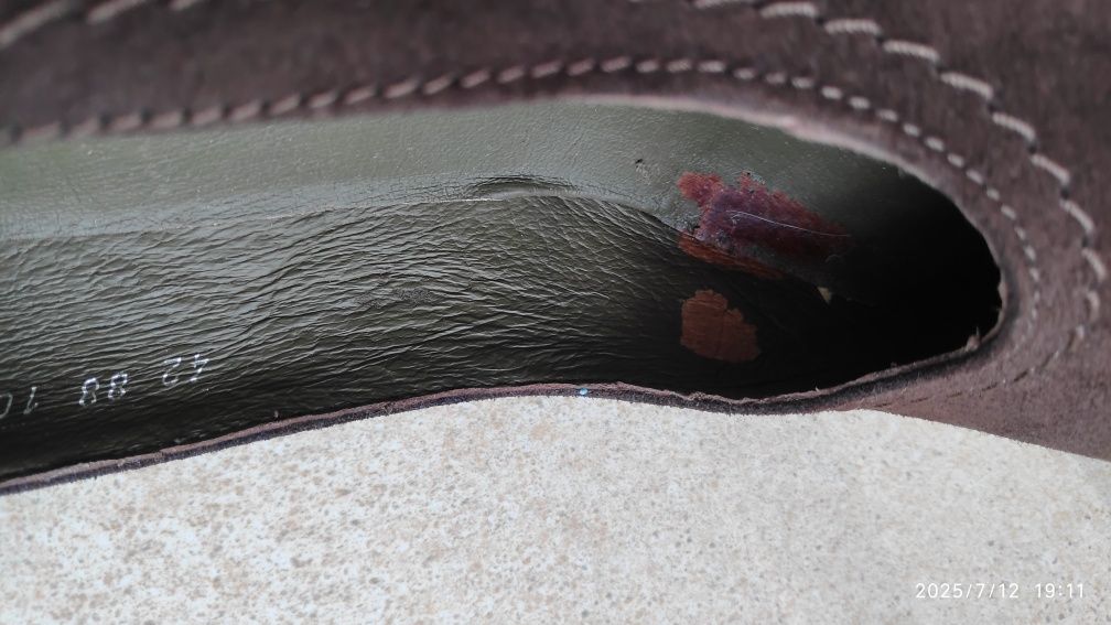 Czółenka, buty Venezia zamszowe, roz. 41