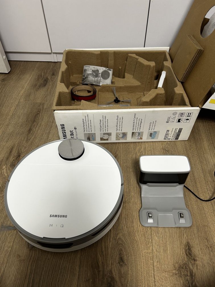 Робот пилосос Samsung Jet Bot