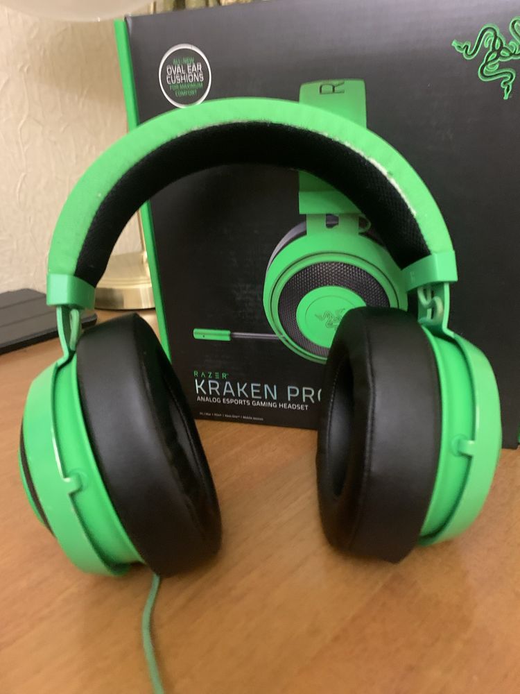 Наушники Razer KRAKEN PRO V2