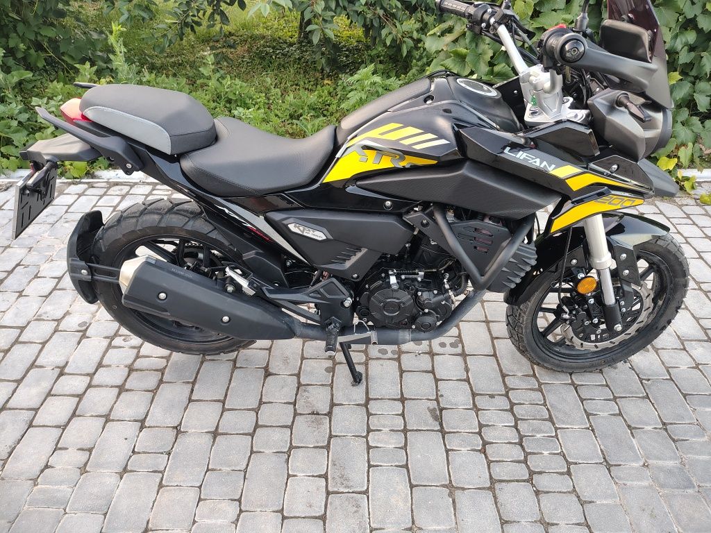 Мотоцикл lifan kpt 200.