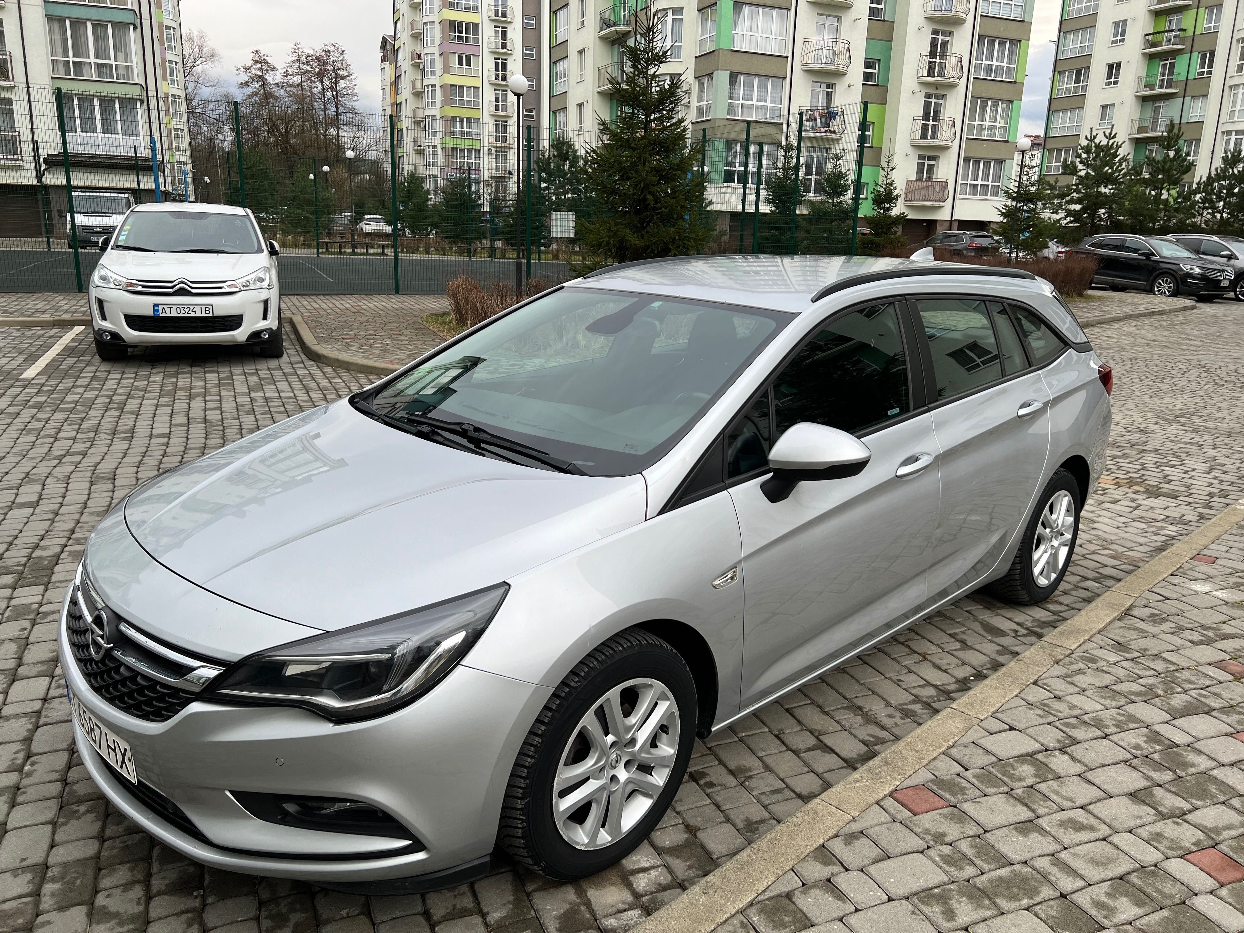 Opel Astra 2016 року