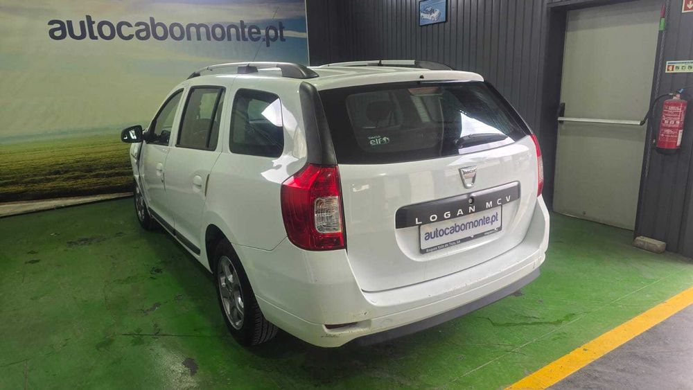 Dacia Logan 0.9 MCV - Salvado