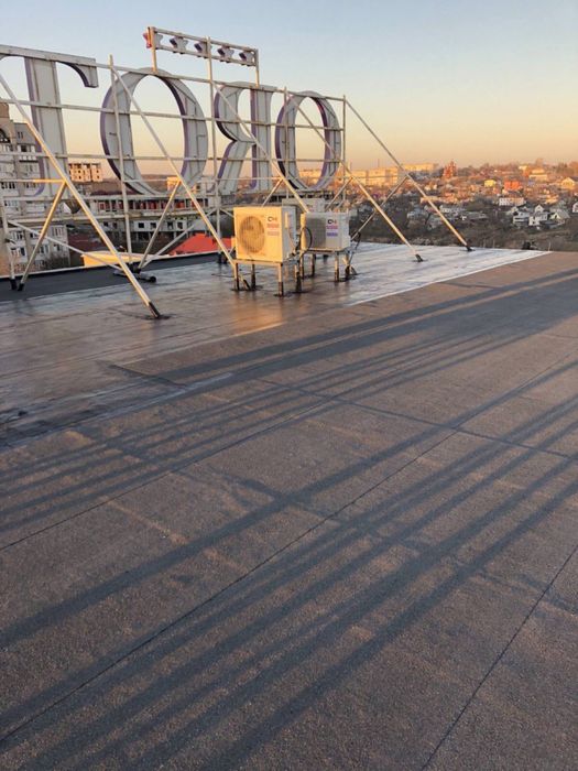 Покрівельні роботи-єврорубіроід