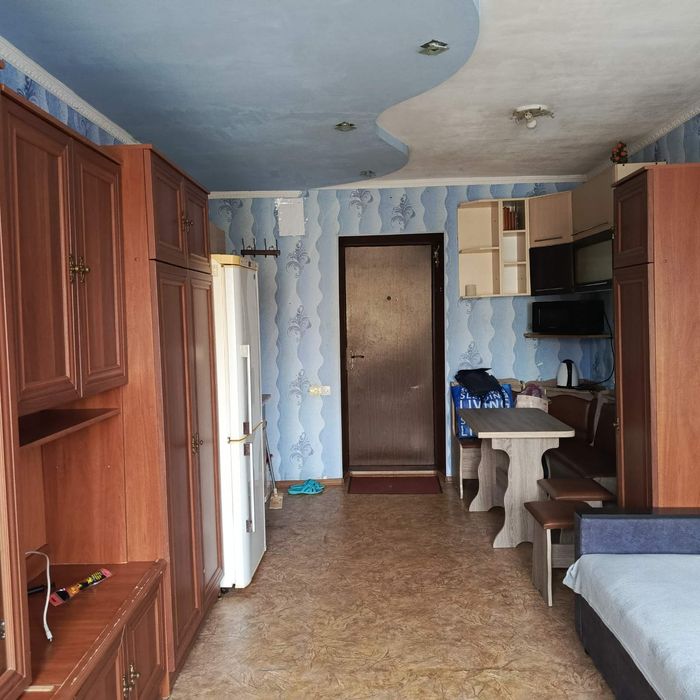 Здається кімната в центрі