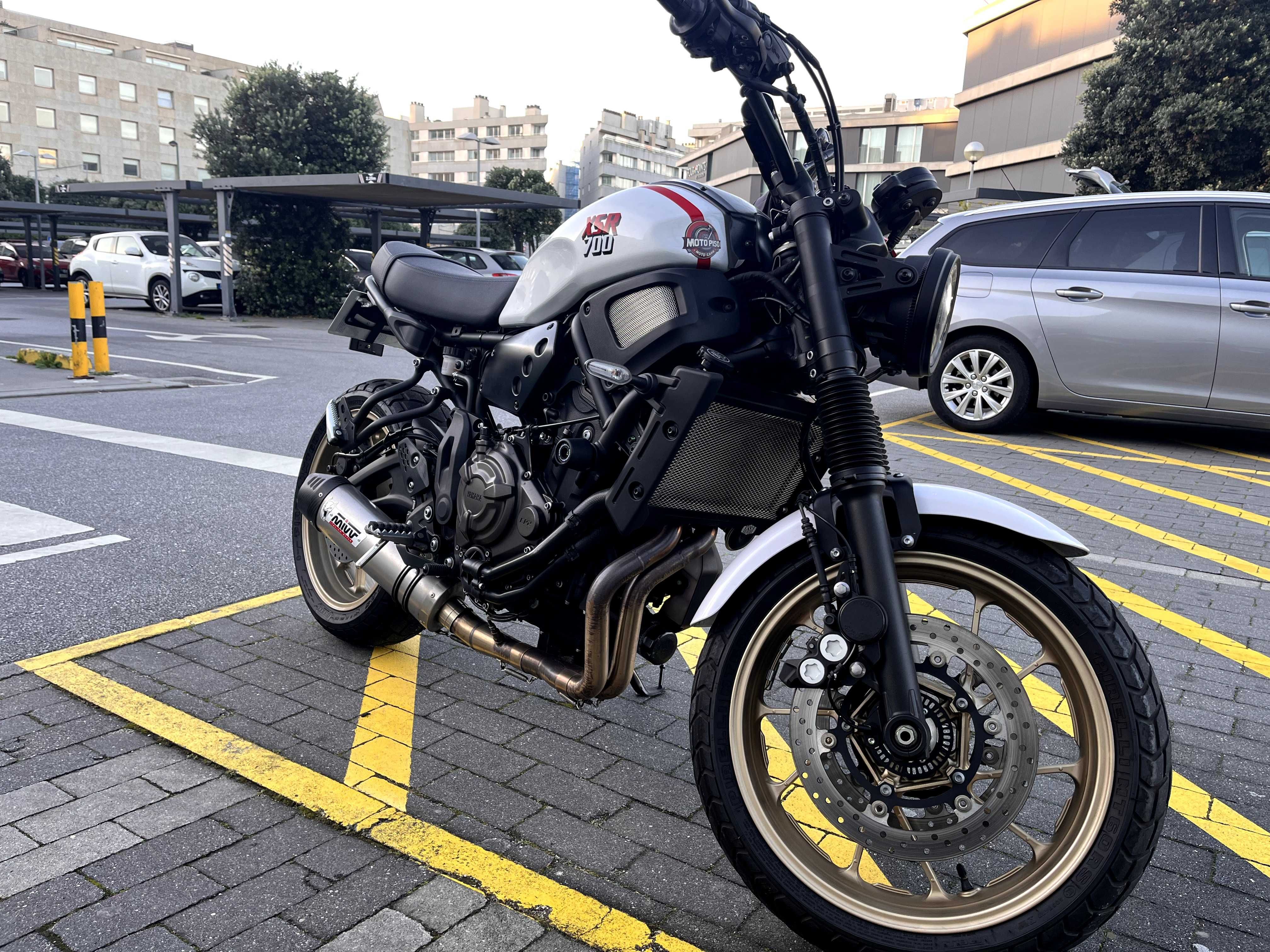 Xsr700 xtribute como nova