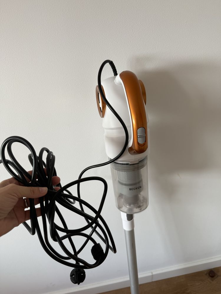 Aspirador vertical 2 em 1 Becken