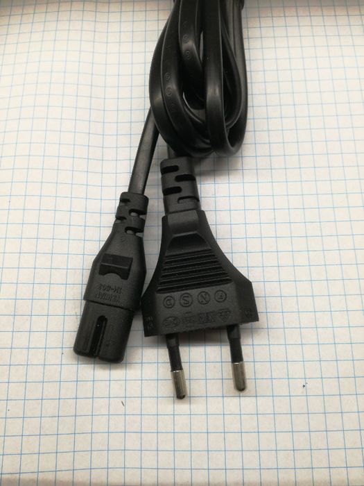 Kabel zasilający profesjonalny do radia/magnet./laptopa/boomboxa itp