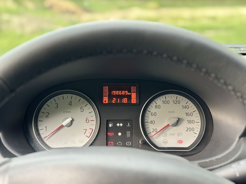 Продам автомобиль Dacia Logan MCV 2009