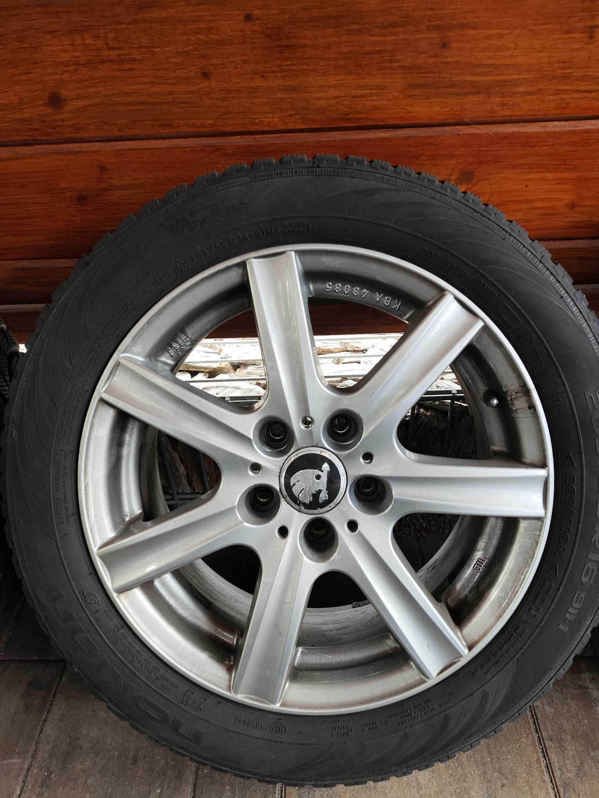 (Rez) Felgi 16 7Jx16H2 ET38 + Opony Zimowe Nokian 205/R55/16 91H2